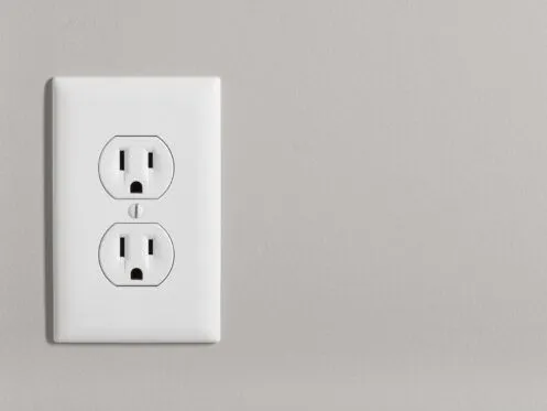 Read more about the article UNDERSTANDING THE BASICS OF GFCI OUTLETS AND THEIR LIFE-SAVING POTENTIAL